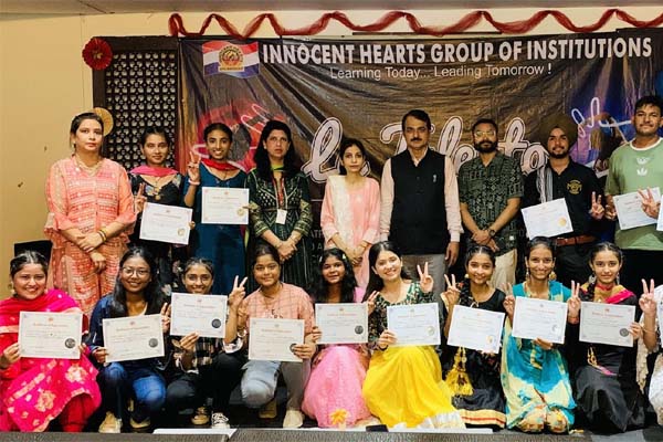 Read more about the article Innocent Hearts ग्रुप ऑफ इंस्टीट्यूशंस में वार्षिक टैलेंट हंट प्रतियोगिता ला टैलेंटो-2022 का आयोजन