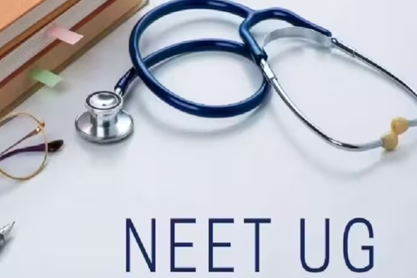 Read more about the article NEET UG री-एग्जाम का रिजल्ट जारी, किसी को नहीं मिले 720 में 720 अंक; जानें कैसे करें चेक