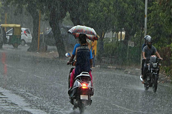 Read more about the article Weather Update: पंजाब में मानसून की रफ्तार हुई धीमी, तापमान 38 डिग्री तक पहुंचा; इन जिलों में बारिश का अलर्ट